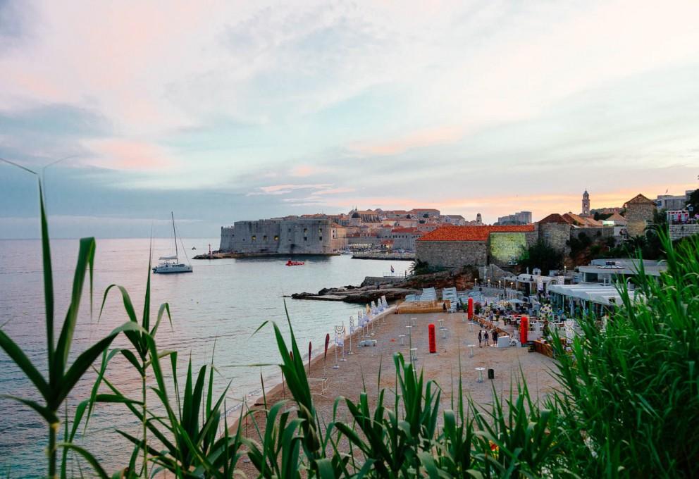 Daleč je morje, še dlje pa Dubrovnik